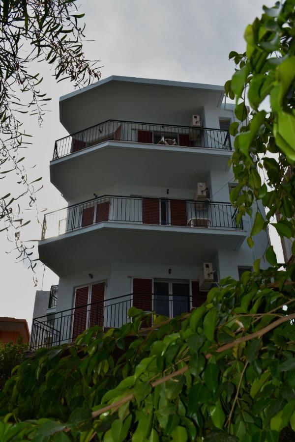 Bob'S Apartments Tolón Zewnętrze zdjęcie